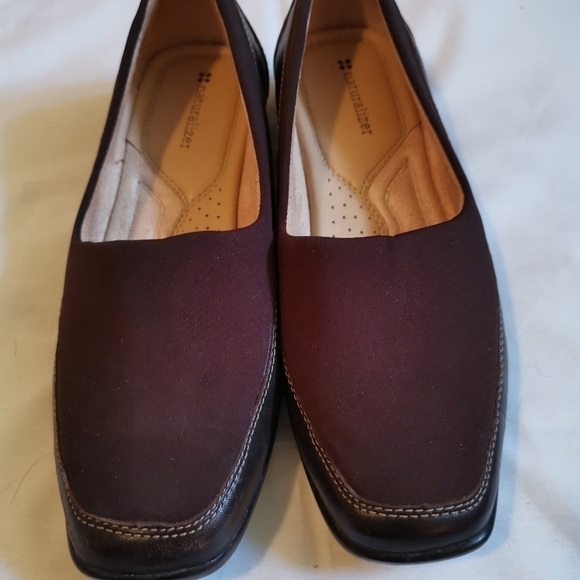 Genuine Naturalizer shoes - Picture 3 of 9